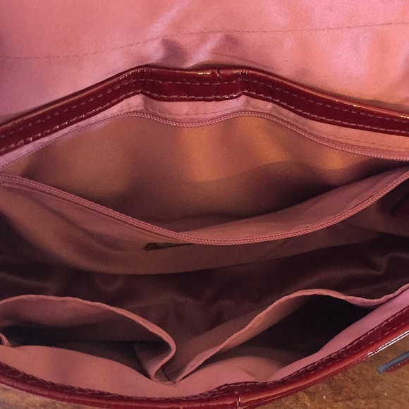 Coach patent leather purse - Picture 4 of 8